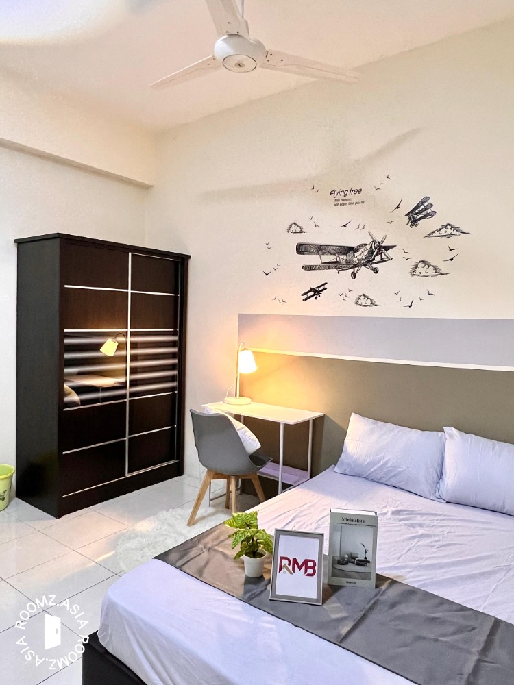 Dahlia Park Condo - Middle room for rent at Bagan Luar
