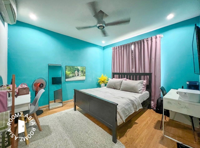 Studio room for rent at Petaling Jaya with private 🛁bathroom
