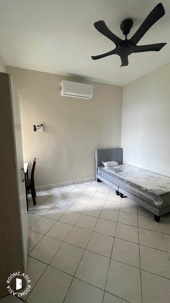 Single room for rent at Pantai Panorama, Bangsar South
