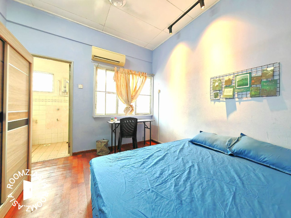 (FREE 1 MONTH) Female Big Room With Attached Bathroom PJS 9 Walk Pyramid, Geo, Pinnacle, BRT, Sunway Medical Center, Near Sunway University, Mentari, PJS9