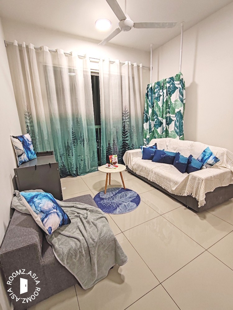 Golf view Master room at Plaza@Kelana Jaya, PJ with private 🛁bathroom