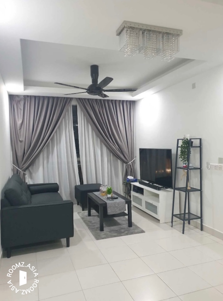 Fully furnished studio unit