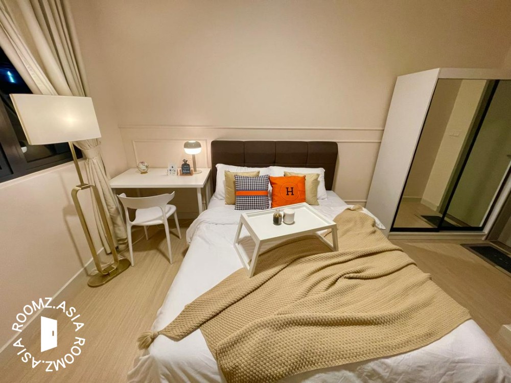 Master room for rent at with private 🛁bathroom @ M Centura Sentul