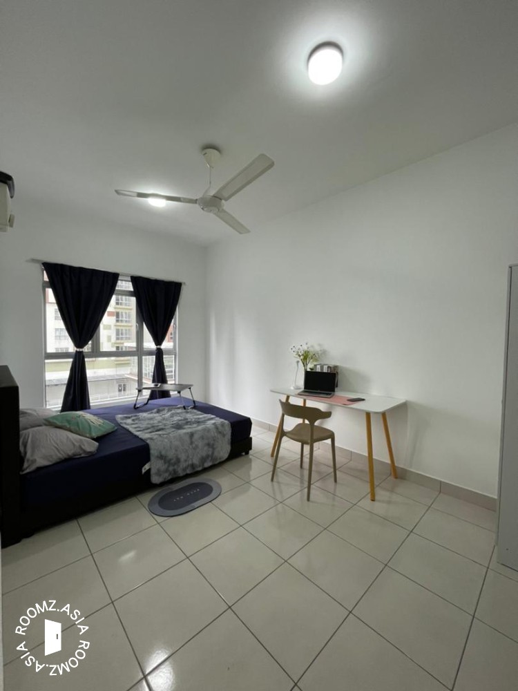 All Female Master room for rent sky awani 1 sentul include utilities