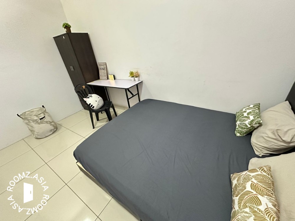 Single room for rent at