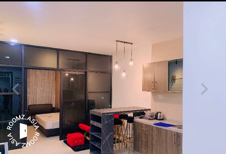 Studio room for rent at with private 🛁bathroom