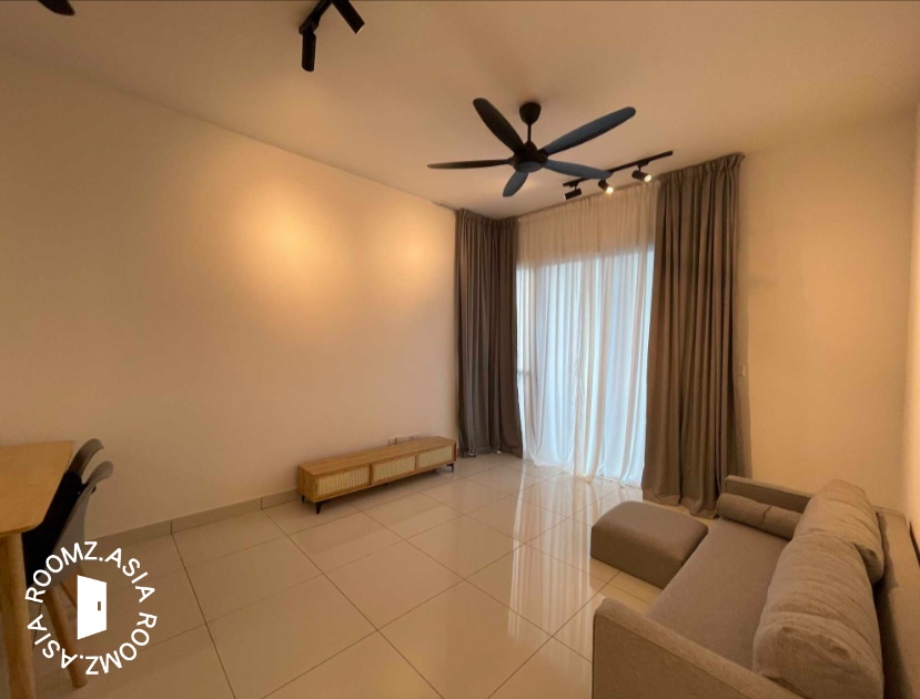 Fully furnished 1 bedroom 1 bathroom condominium for rent One Cochrane Residences