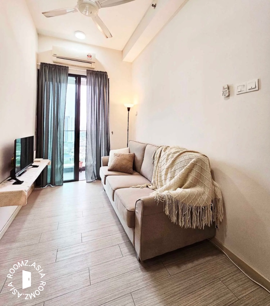 Fully furnished studio unit in Lagenda Tasek Condominium