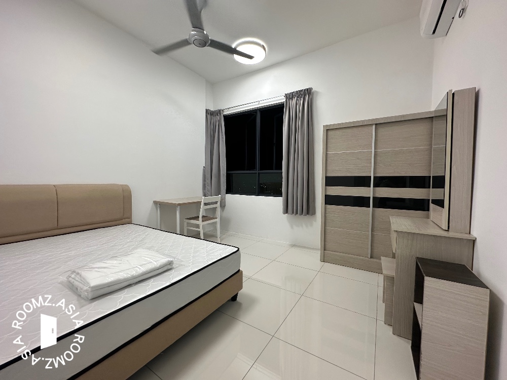 Master room for rent at Skyview Residence @ Jelutong Penang with private 🛁bathroom