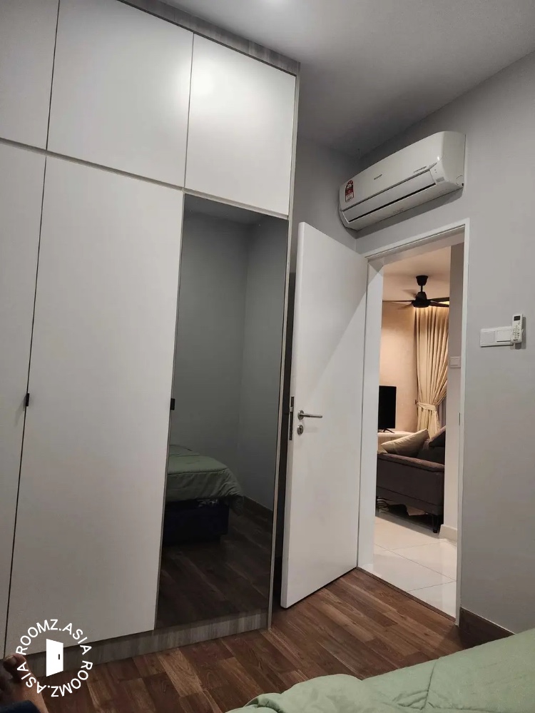 Single room for rent at Rianagreen Tropicana with private 🛁bathroom