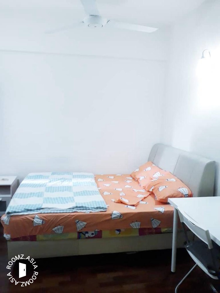 Seri Maya Middle Room Mix Gen Unit, 4 min walk to LRT Setiawangsa