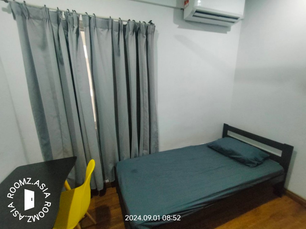 [WALK TO LRT] Single Room, Seri Puteri Condo, Cheras, FF