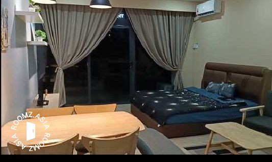 Single room for rent at Empire city with private 🛁bathroom