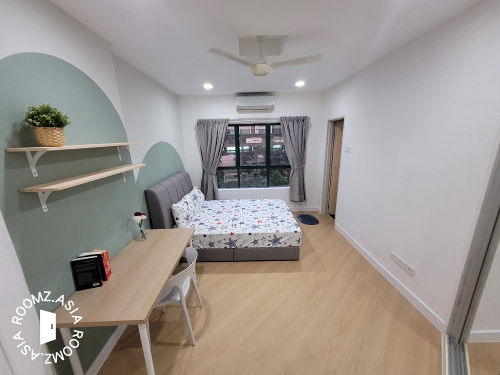 🏡 MOVE-IN READY MASTER ROOM with private 🛁bathroom 😍 Near to The Met/Publika/Solaris/Mont Kiara @ Changkat View Condo, Dutamas 🏡