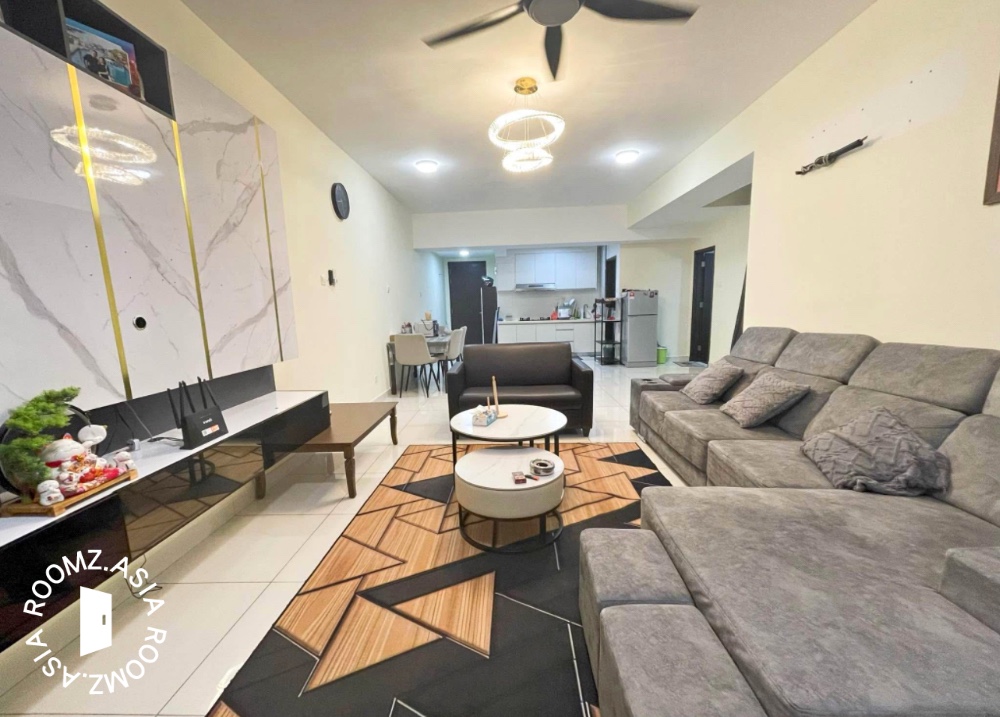 Studio room for rent at Subang Parkhomes with private 🛁bathroom