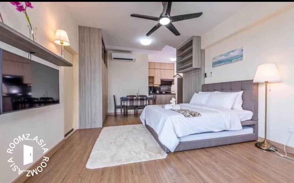 Studio room for rent at The Astaka with private 🛁bathroom