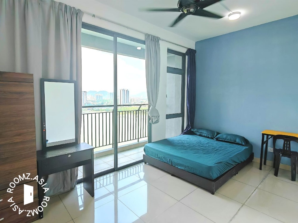 (FREE 1 MONTH) FEMALE Medium Room The Henge Near Gi Square Metropolitan Park Kepong Perdana Aeon Big MRT Metro Prima