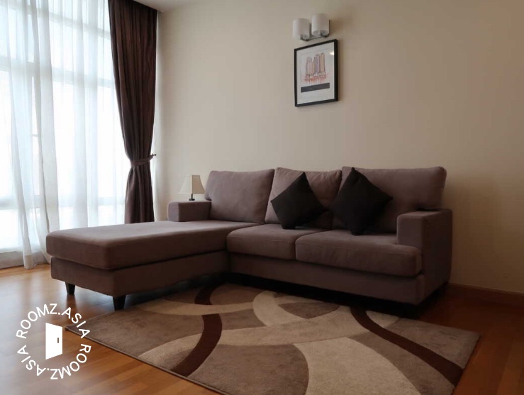 Fully furnished studio