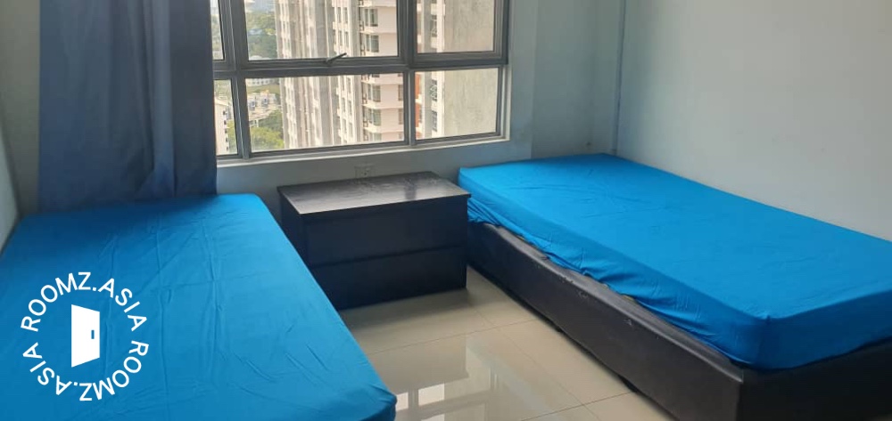 Single room and medium room for rent at The arc cyberjaya near uoc mmu