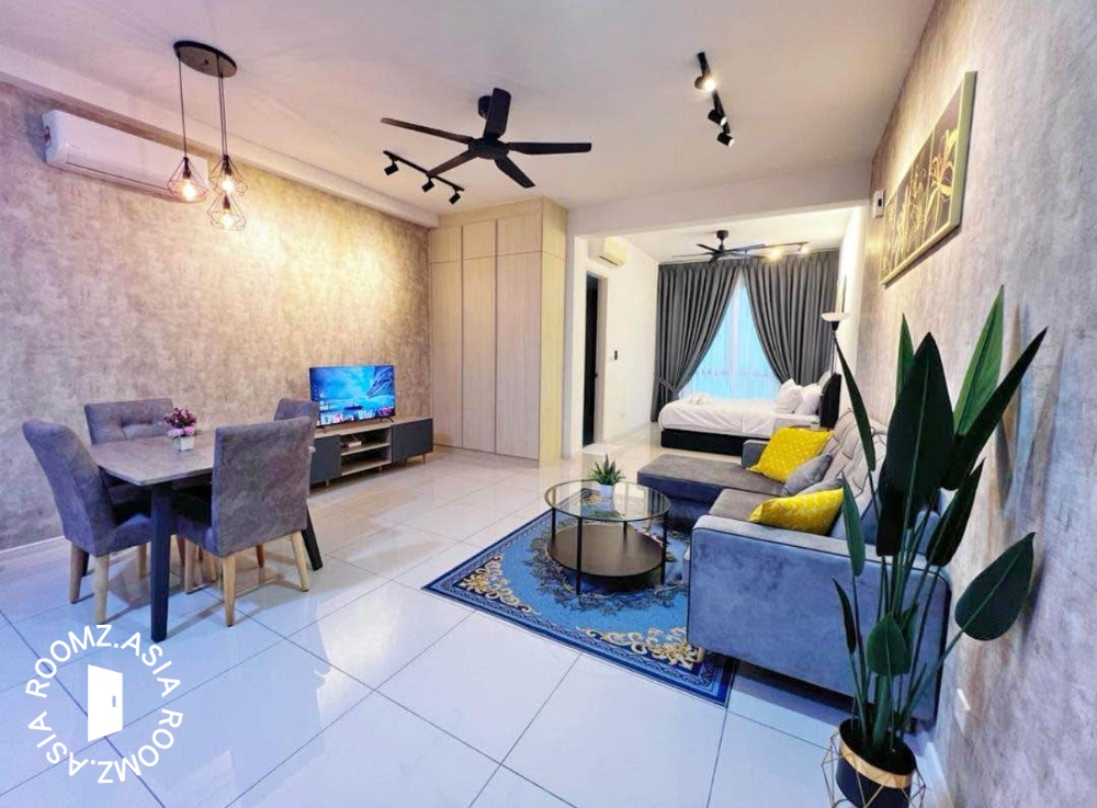 Studio room for rent at Twin Towers Condominium with private 🛁bathroom