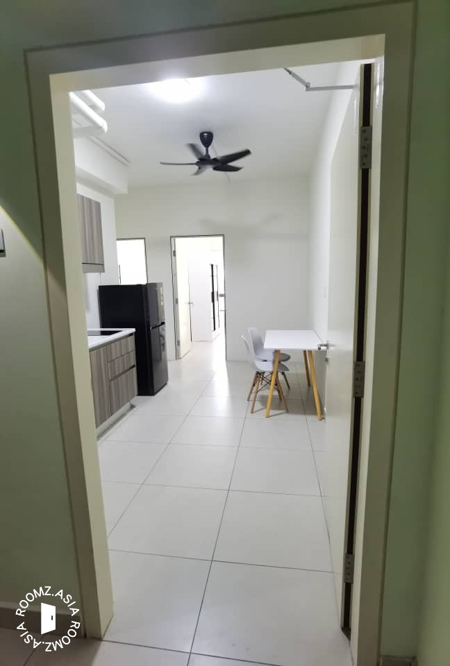 Renting out 2 room with 1 bathroom in one unit (Non sharing) condominium Next to UOC cyberjaya