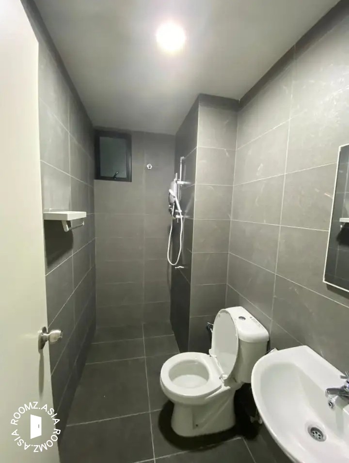 Studio room for rent at Danau Kota with private 🛁bathroom