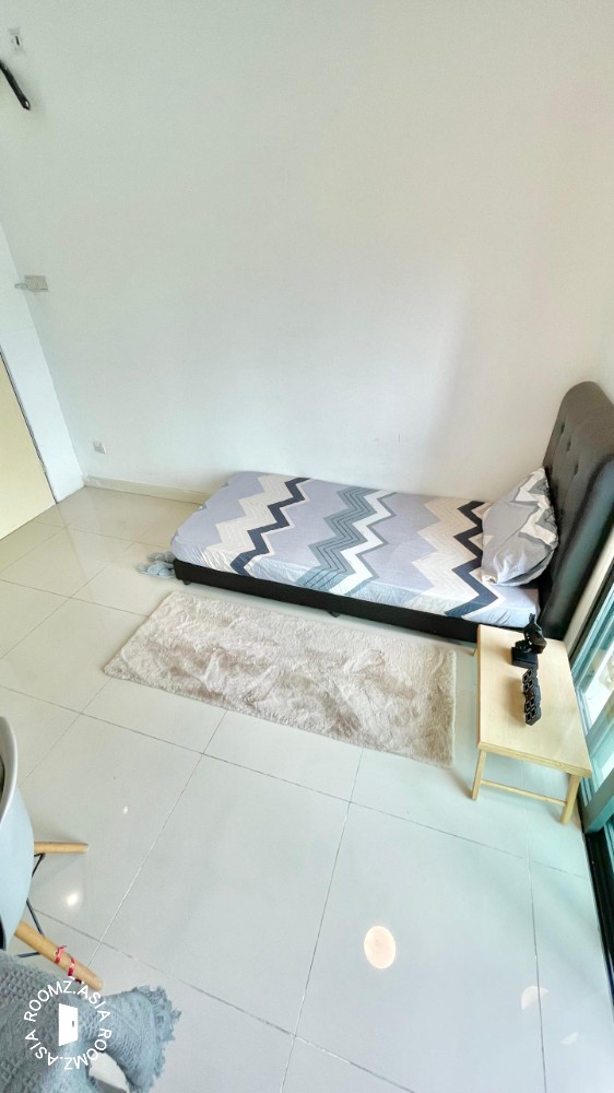 FEMALE BALCONY ROOM FOR RENT IN SETAPAK DANAU KOTA SUITE INCLUDE UTILITY