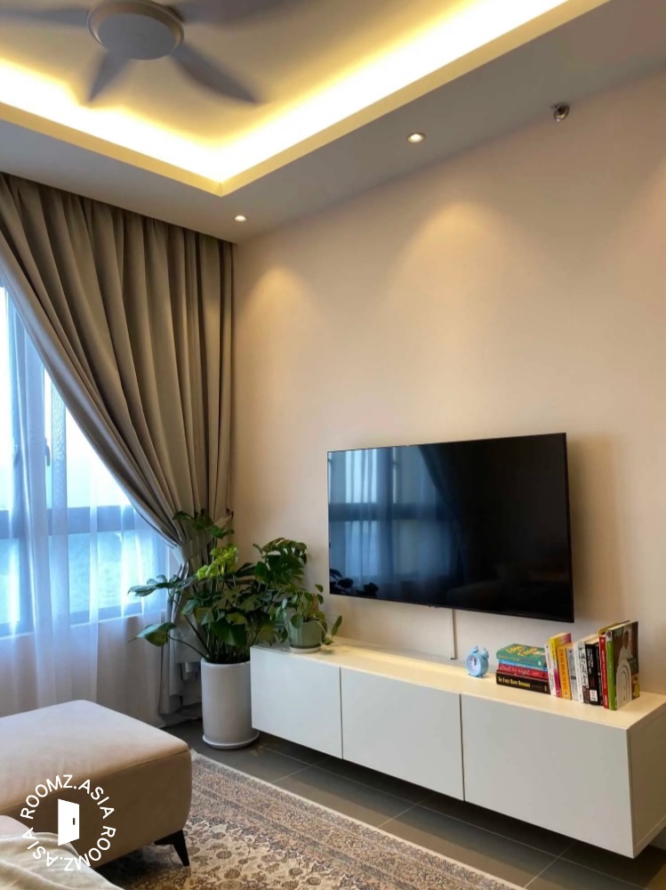 Fully furnished studio unit