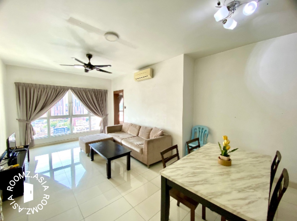 Private entire studio unit for rent