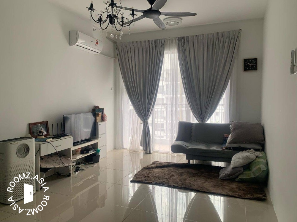 Fully furnished studio unit