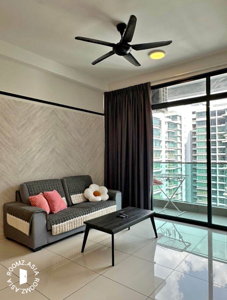 Fully furnished studio in Admiral Residences