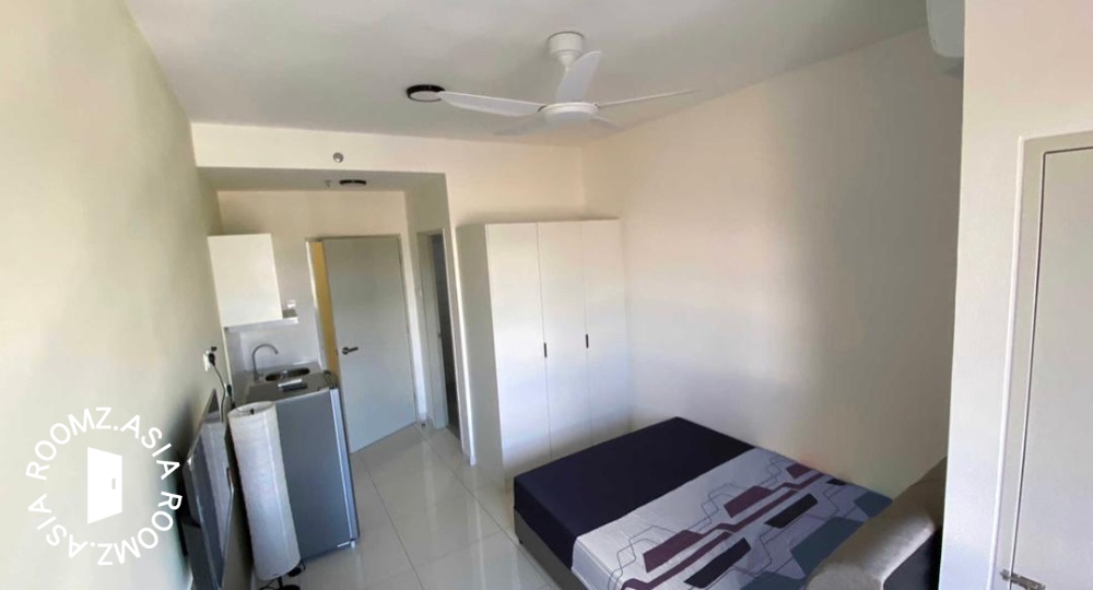 Master & Small Bedrooms for rent. OWNER - 10 STONOR, KLCC Twin Towers & Pavilion,Kuala Lumpur,双峰塔双子塔吉隆坡. ✅中文服务:信息我