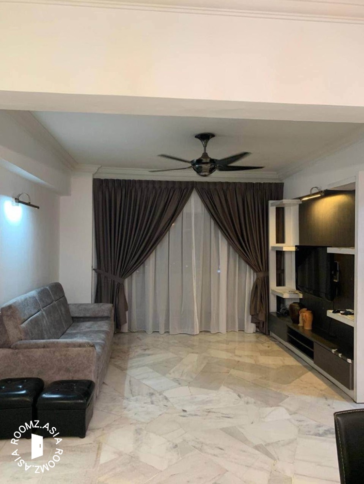 Fully furnished studio unit