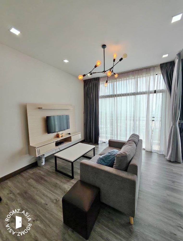 Studio room for rent at Vantage Point with private 🛁bathroom