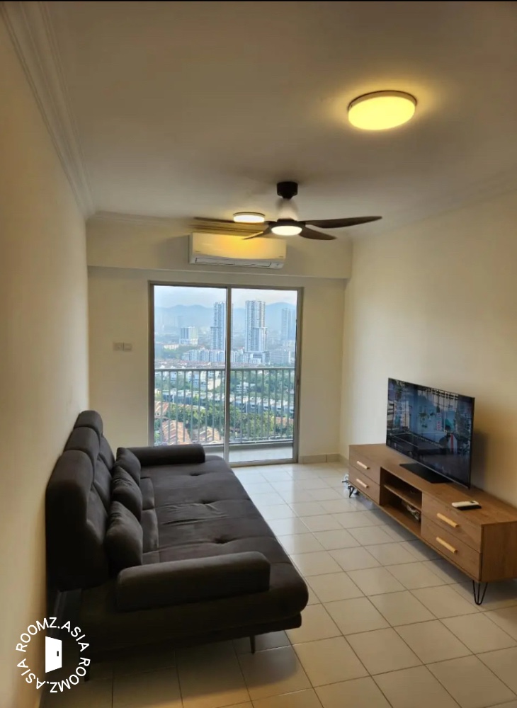 Master room for rent at with private 🛁bathroom
