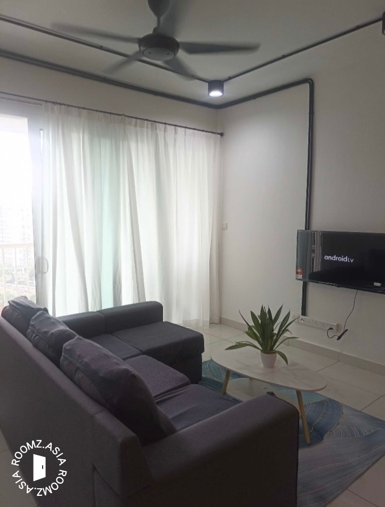 Fully furnished studio unit