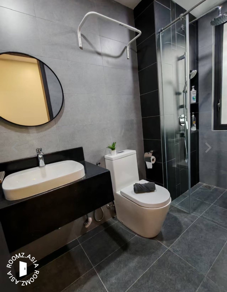 Looking for a happy, great tenant to make this cute and place home! A condo common room with a private bathroom for the tenant's own use. Fully furnished with a Queen sized bed, ceiling fan, aircon, wardrobe with mirror, study table with chair, televisi