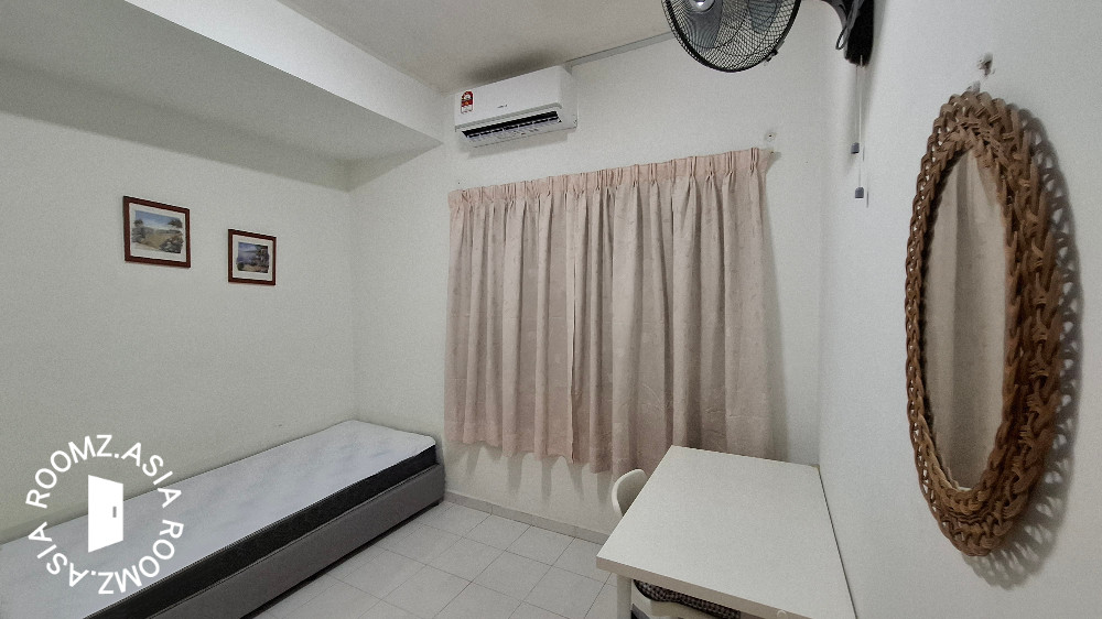 Fully Furnished Kota Kemuning Room for Rent!