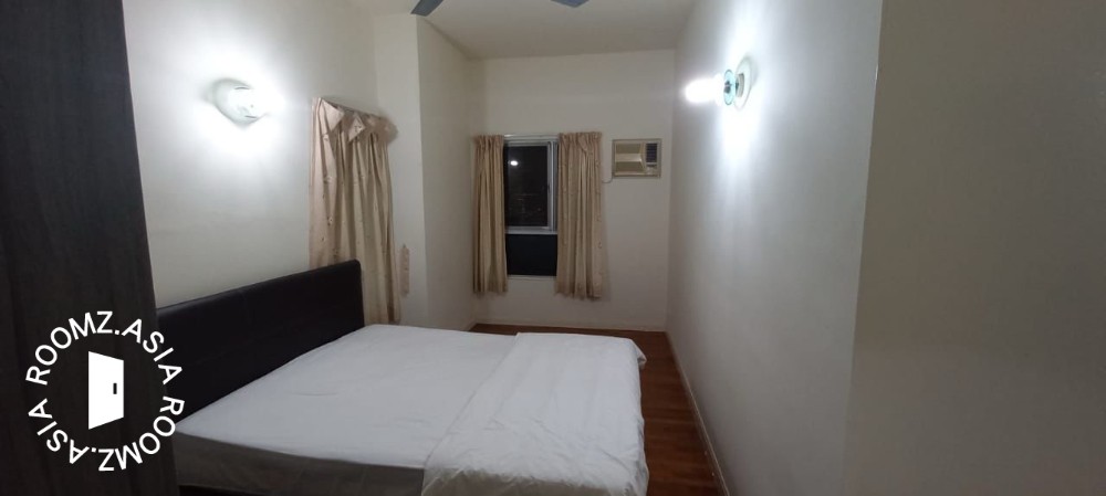 Seri Maya Condominium, Middle Room For Lady unit, walk to LRT Setiawangsa