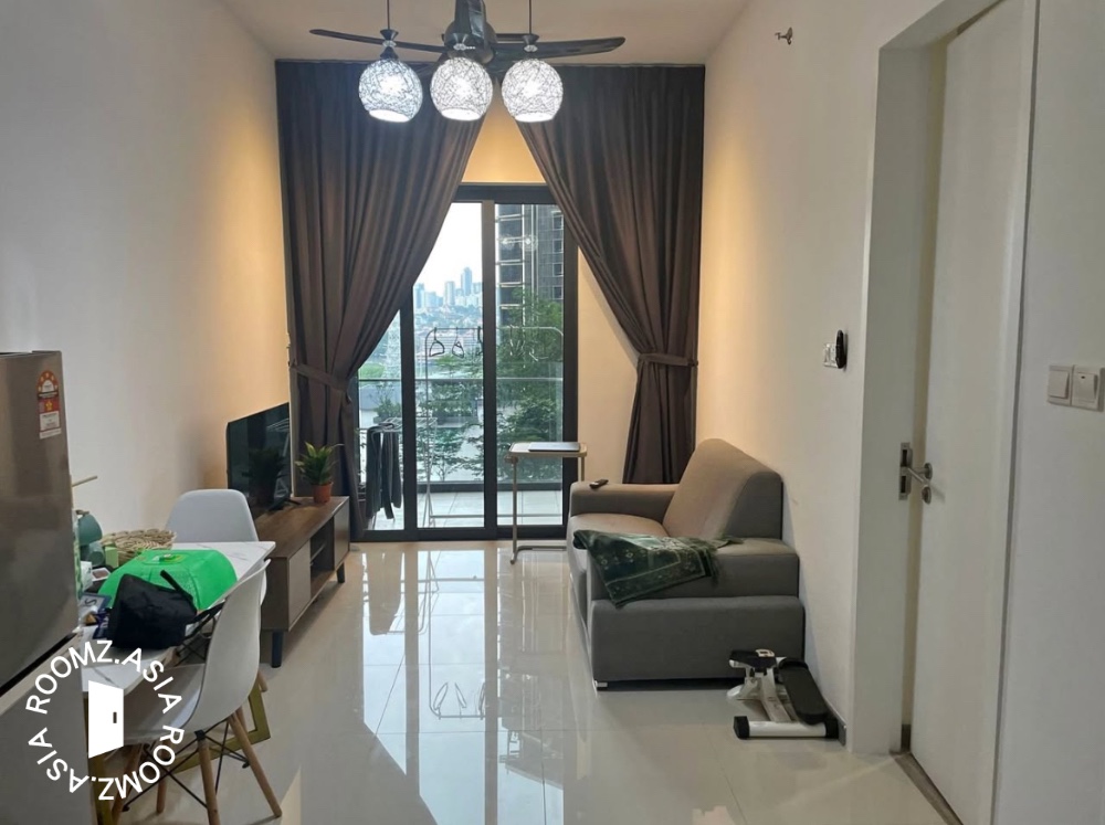 Fully furnished studio unit