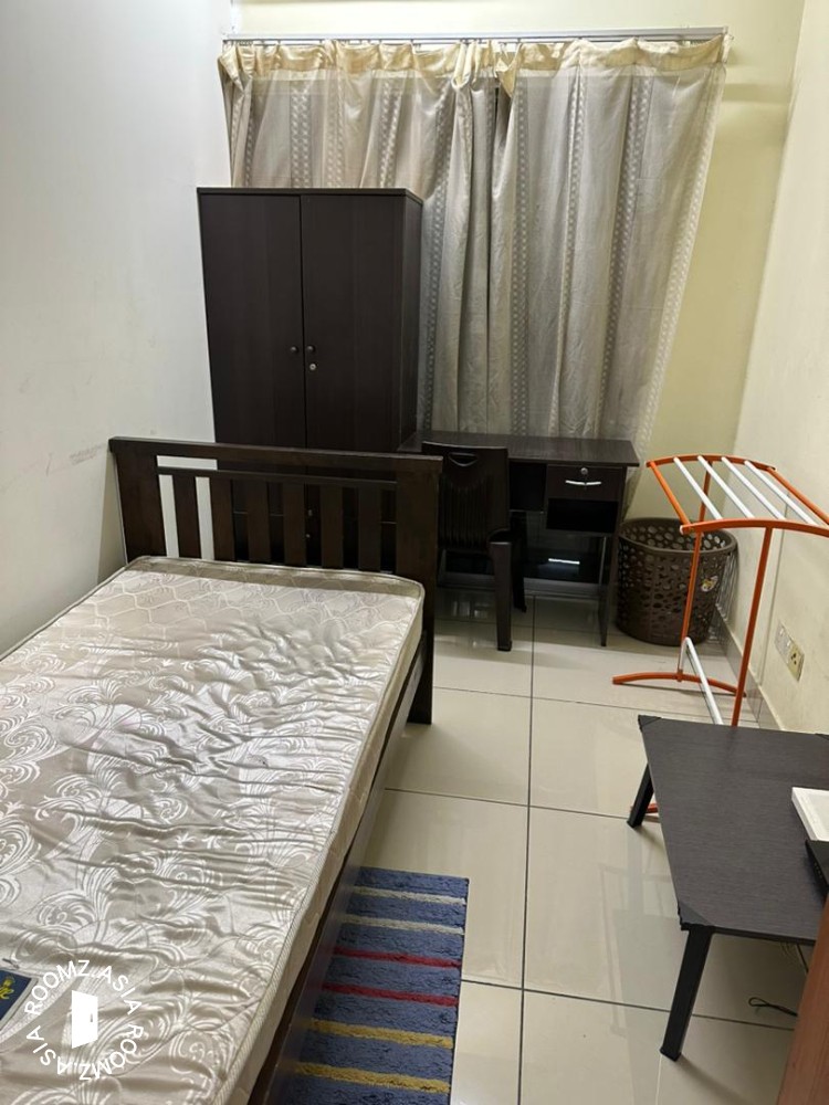 Single room for rent at OUG PARKLANE