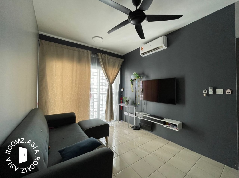 Fully furnished studio in Larkin Heights