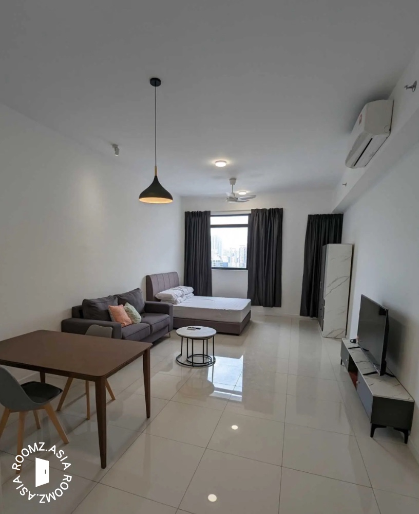 Studio room for rent at South View, Bangsar South with private 🛁bathroom