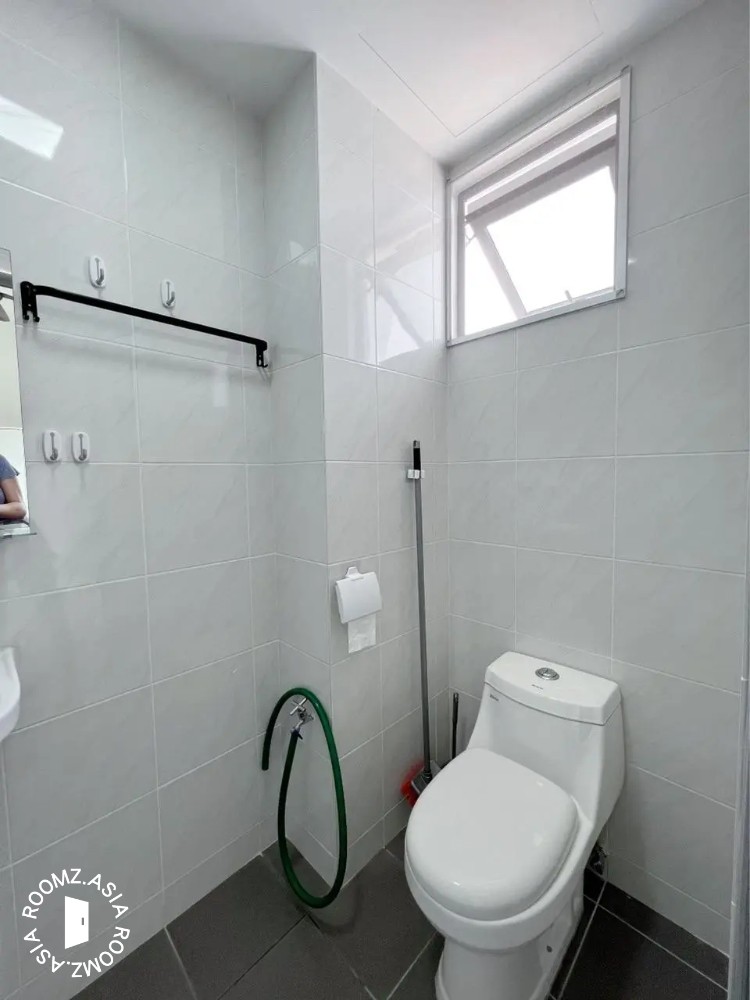 2 bedroom 1 bathroom condominium for rent at 🐶pet friendly