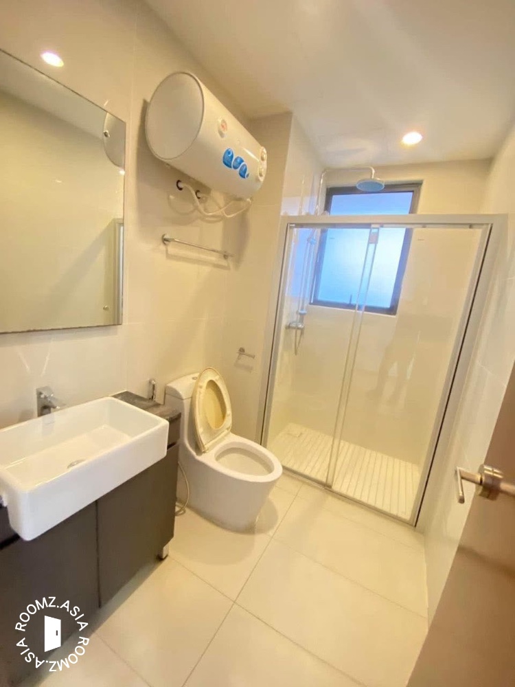 Private Single Bedroom Also Got Private bathroom Comfortable
