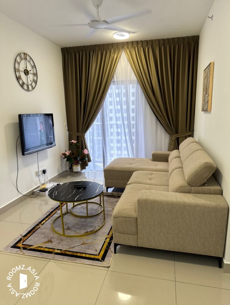 Fully furnished studio in Kondominium Seri Puteri