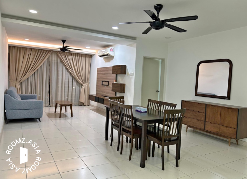 Fully furnished studio unit for rent at Segar View Condo