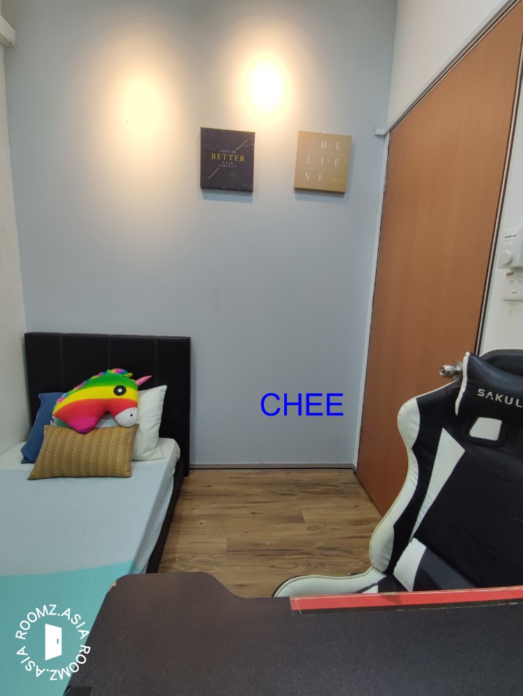 ✅5mins walk to KTM✅ Fully Furnished Room (MALE) at Suria Jaya E-SOFO, Shah Alam