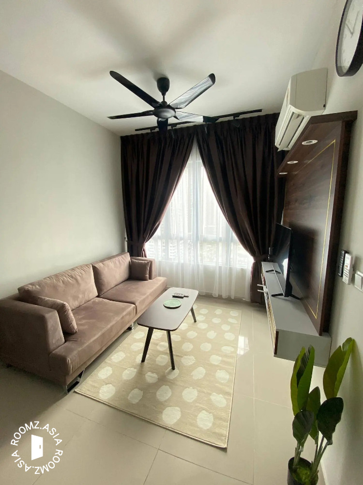 Fully furnished Studio room for rent at with private 🛁bathroom