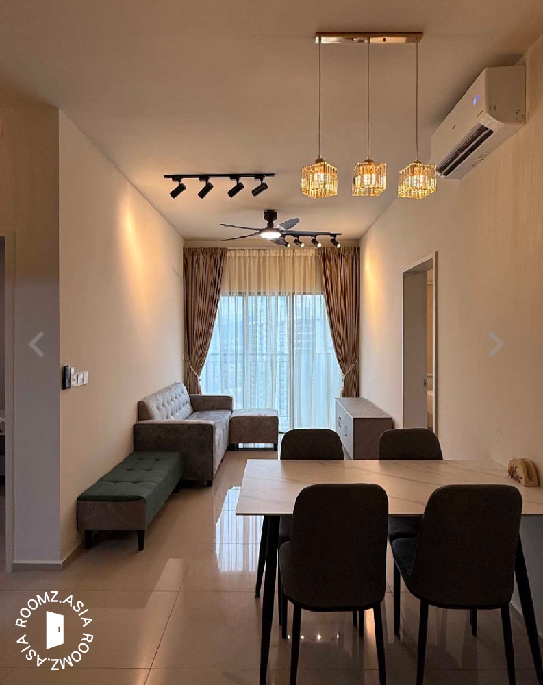 Fully FurnishedStudio room for rent Pangsapuri Akasia, Setia Alam at with private 🛁bathroom